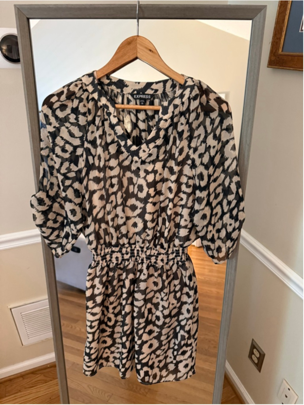 Women's EXPRESS Black Beige Leopard Print Mini Dress XS - Picture 3 of 6